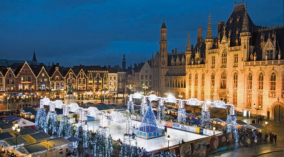 Ijsbaan bij Kerstmarkt Brugge